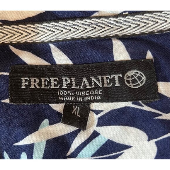 Free Planet Mens XL Navy Floral Hawaiian Short Sleeve Button-Up Shirt - Picture 4 of 7